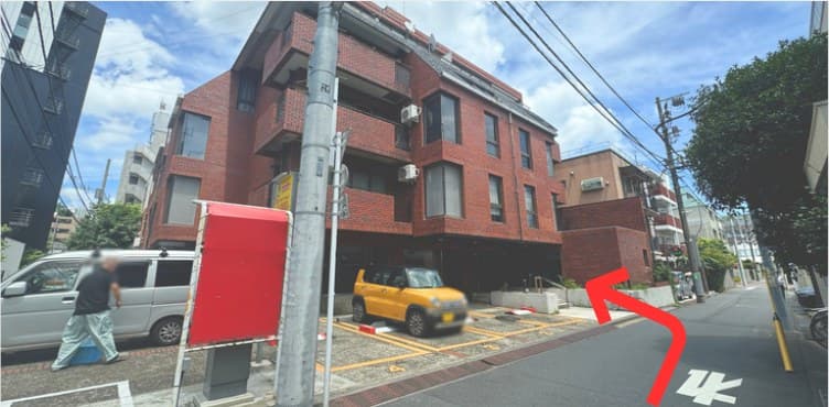 黒ねこ座 「北参道駅」からのアクセス 順路写真 13: 到着！